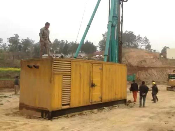 盘山如何判断水冷式机油散热器密封件是否需要更换?